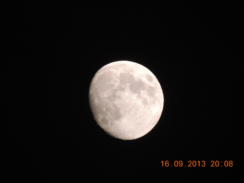 moon 003_.jpg