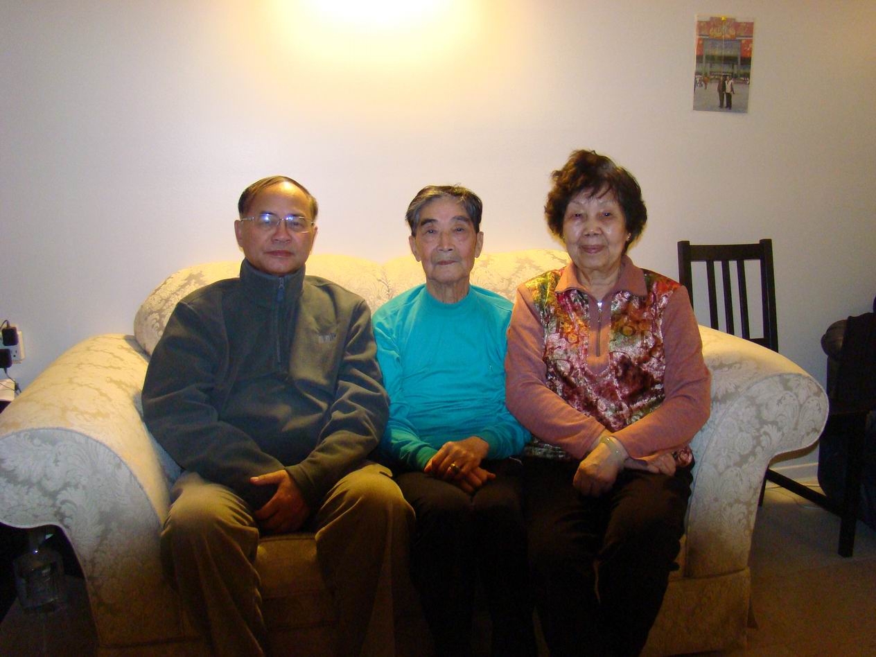 DSC02015A.jpg