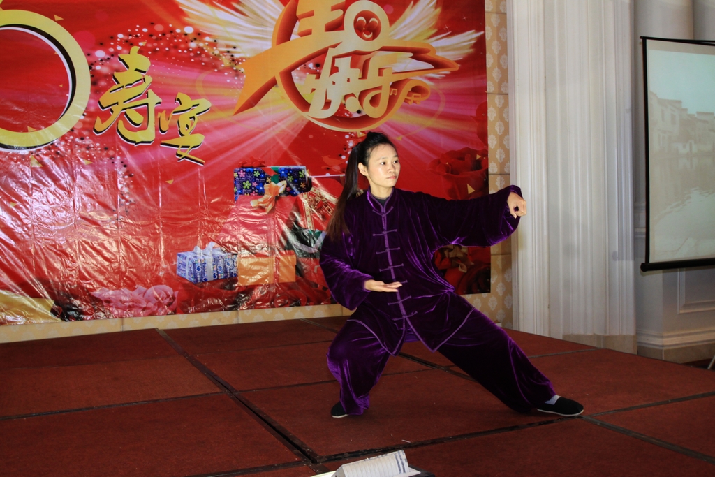 Ƭ 076.jpg