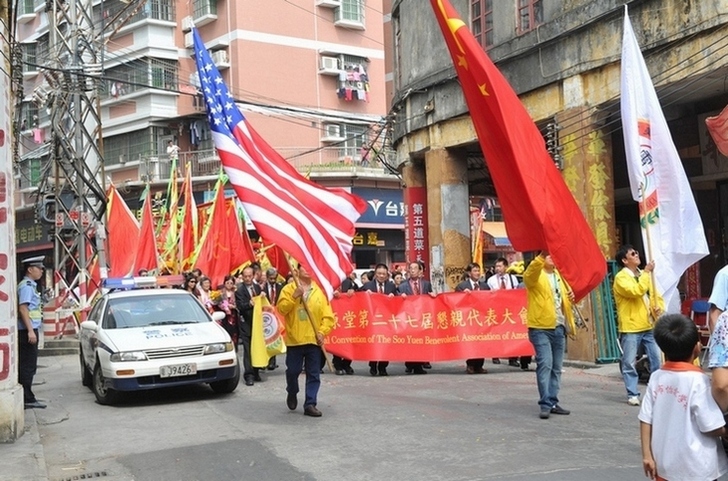 Ƭ 1561.jpg