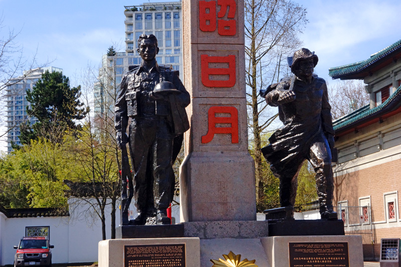 DSC04012aa.jpg