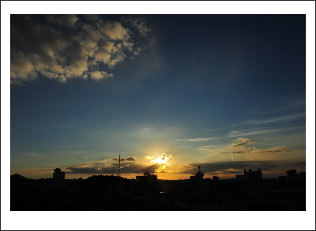 DSC_5770_conew1.jpg