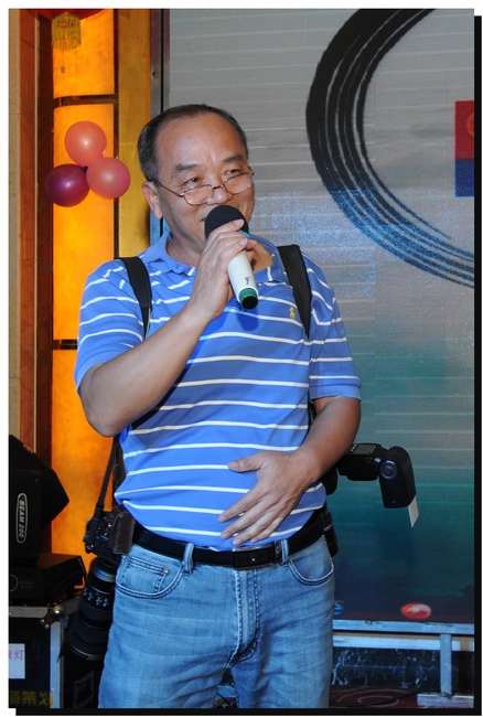 Ƭ 15611.jpg