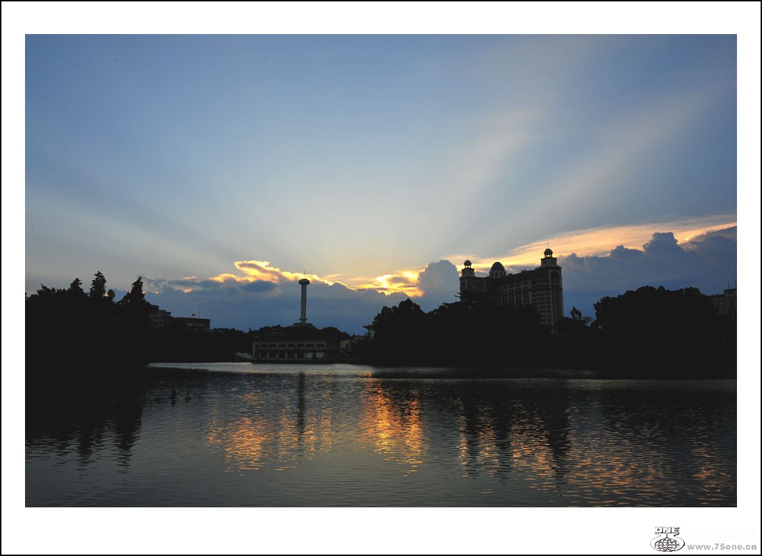 DSC_5118_conew1.jpg