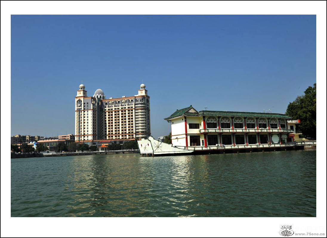 DSC_8834_conew1.jpg