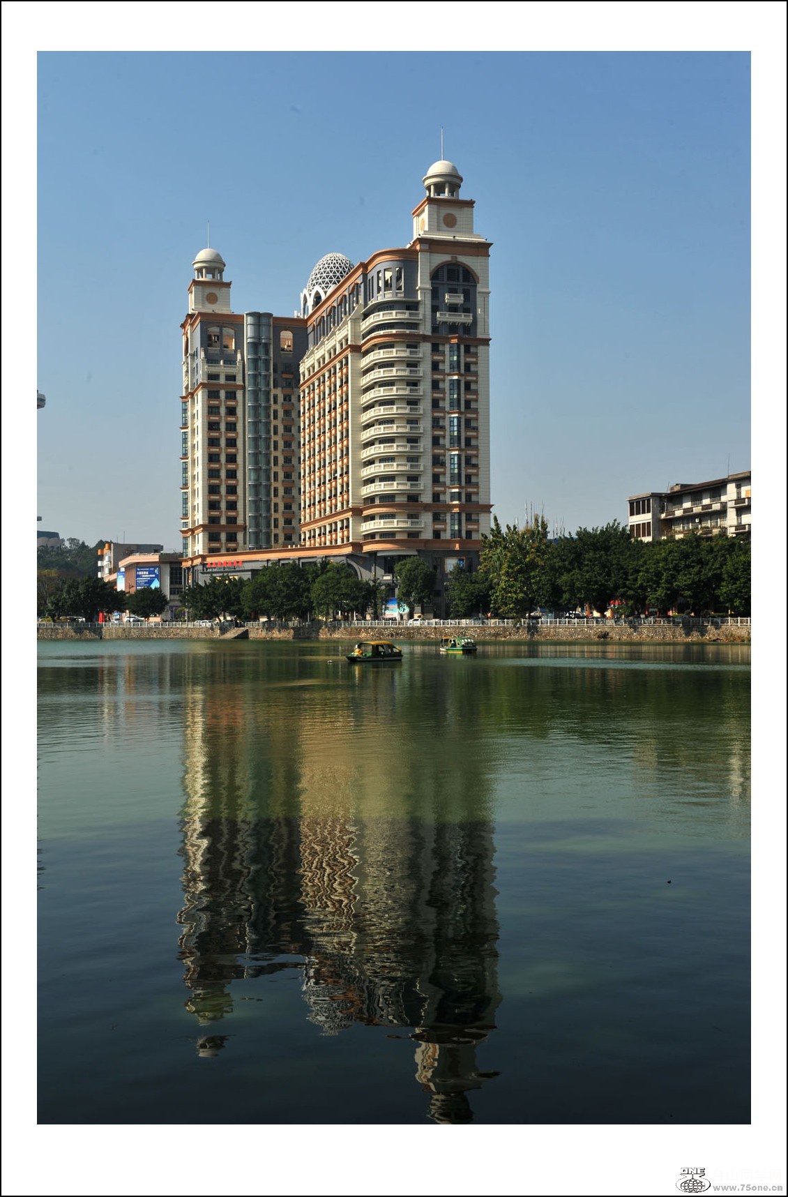 DSC_8696_conew1.jpg