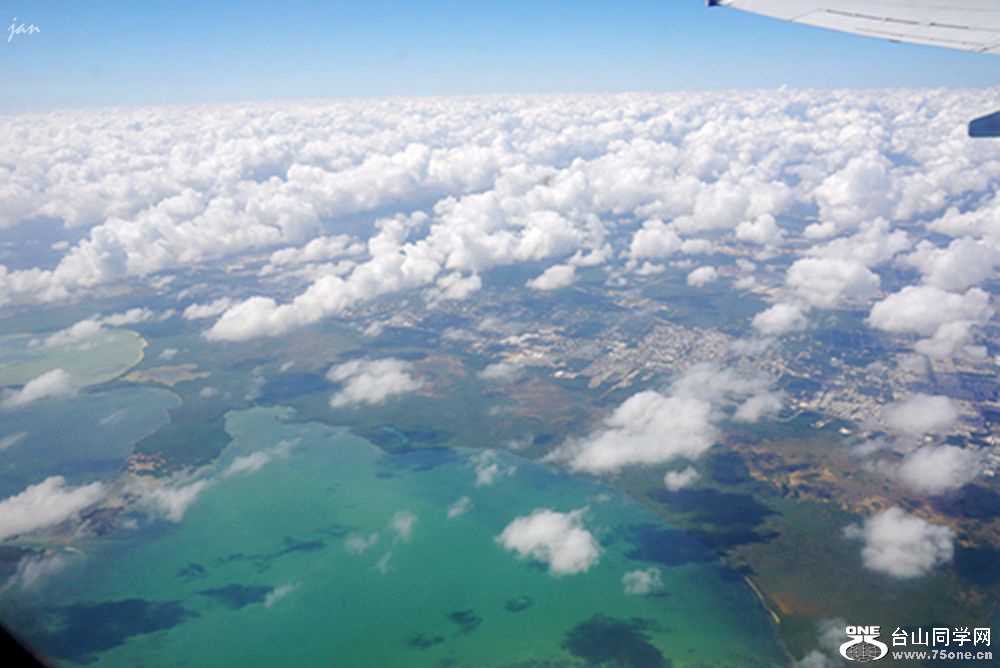 DSC03528_.jpg
