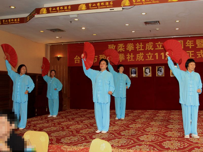 ½ļ(3) 1496_.jpg