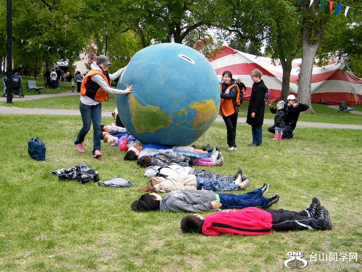 2009_0606desk0076.JPG
