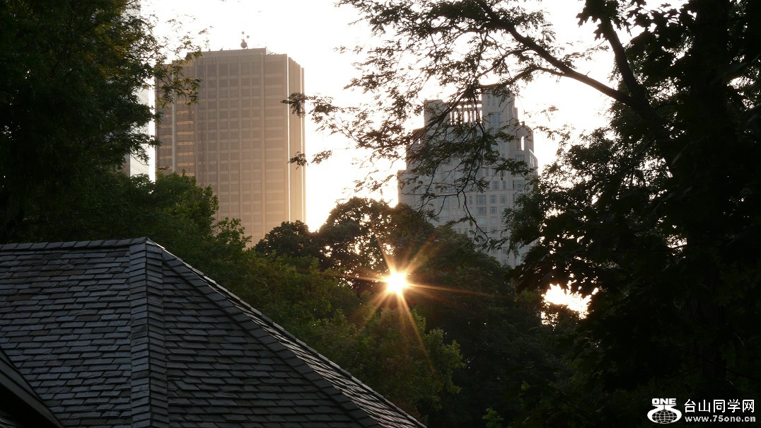 L2420937.JPG