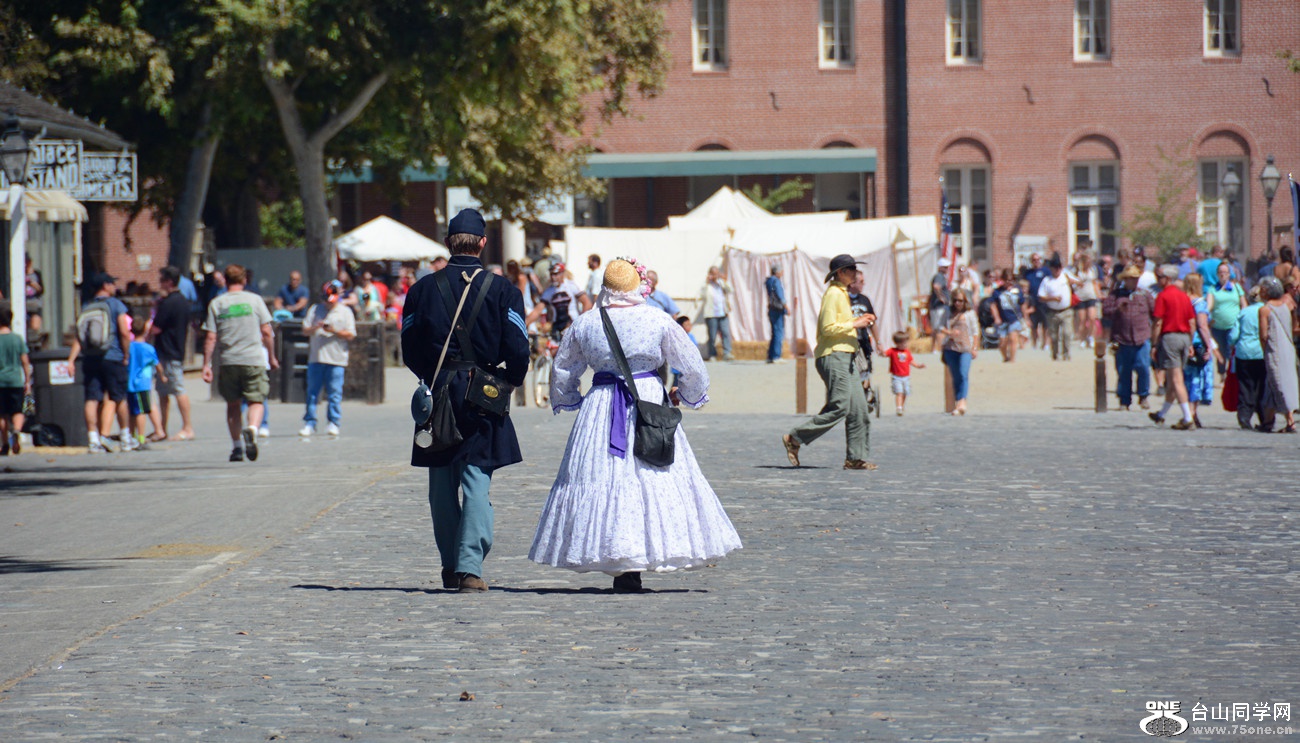 DSC_8073_r60.jpg