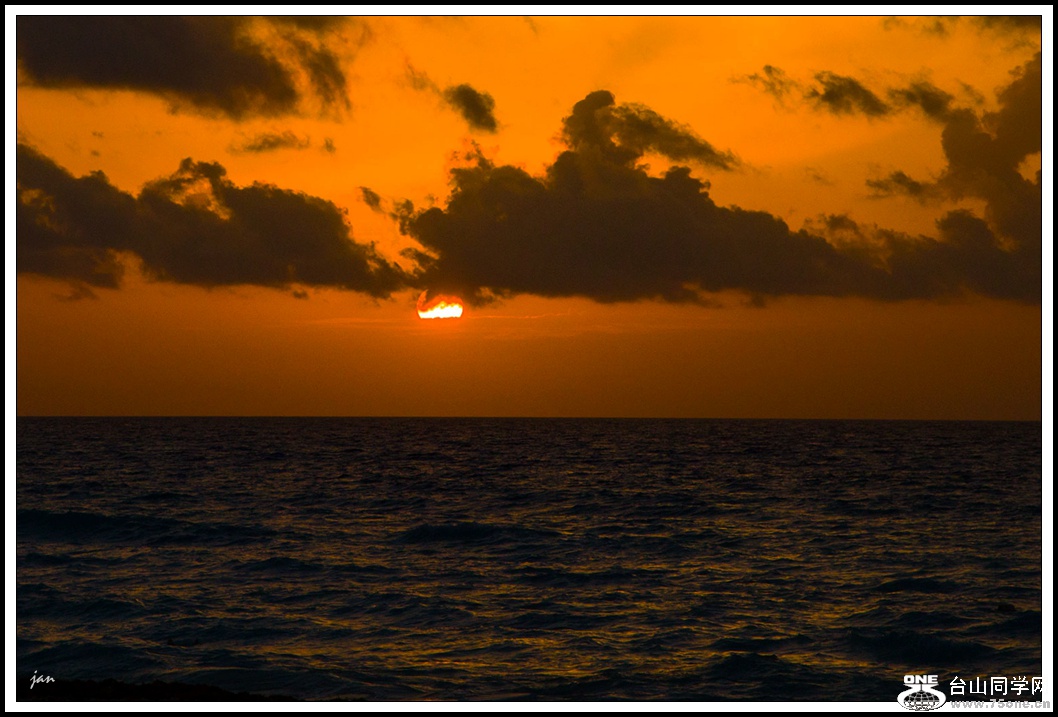 IMG_3786-b.jpg