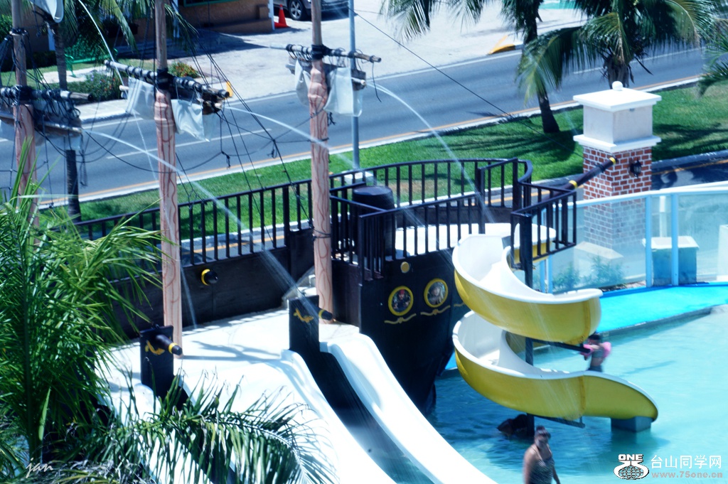 DSC07416_.jpg