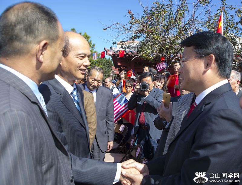 99_2580_610a2fa4e9bd059-copy.jpg