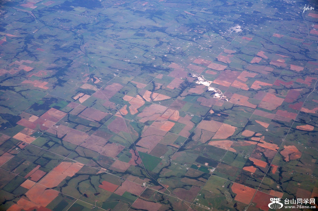 DSC08935_.jpg