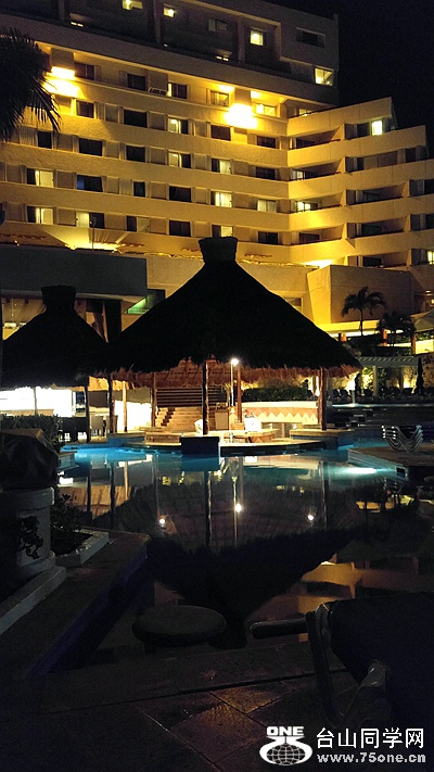 20160826_215335_HDR.jpg