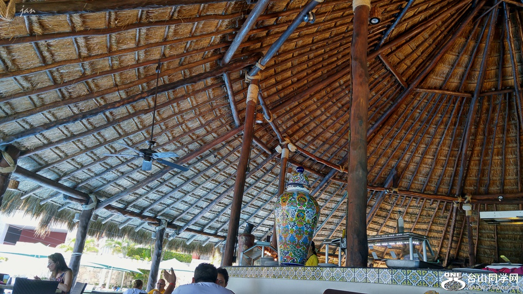 20160825_142056_HDR.jpg