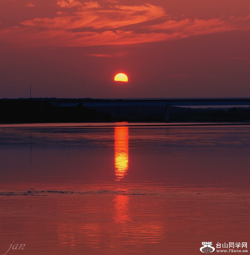 DSC04996_.jpg