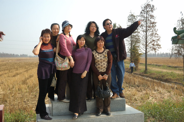DSC_0072s.jpg