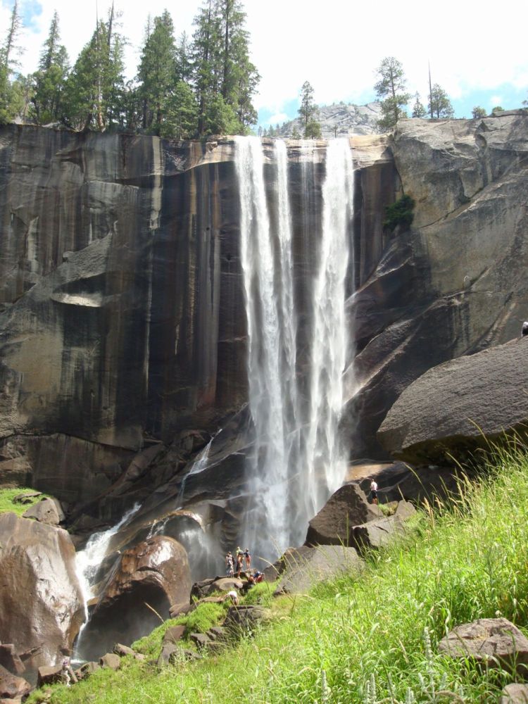 waterfall.jpg