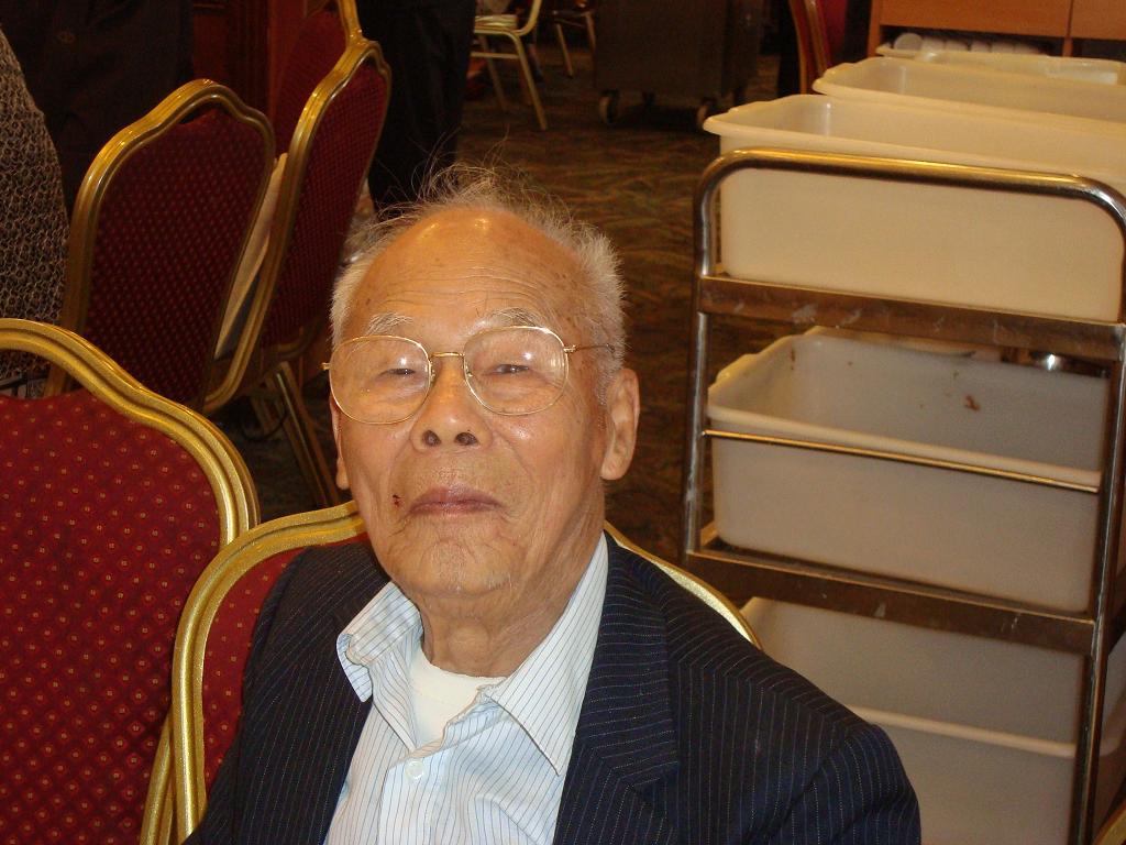 美西台师校友两亲节聚会 031a.JPG