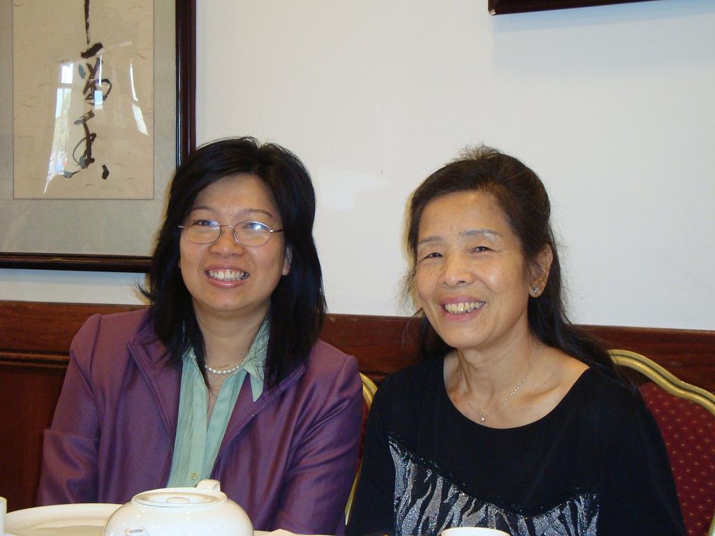 美西台师校友两亲节聚会 002a.JPG
